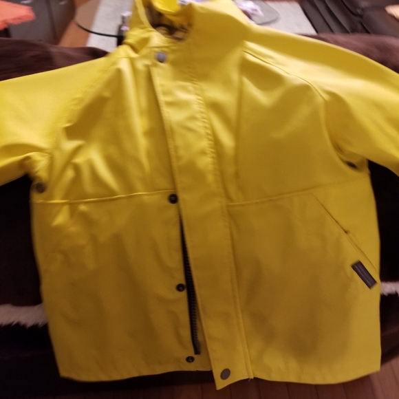Raincoat - Picture 1 of 4